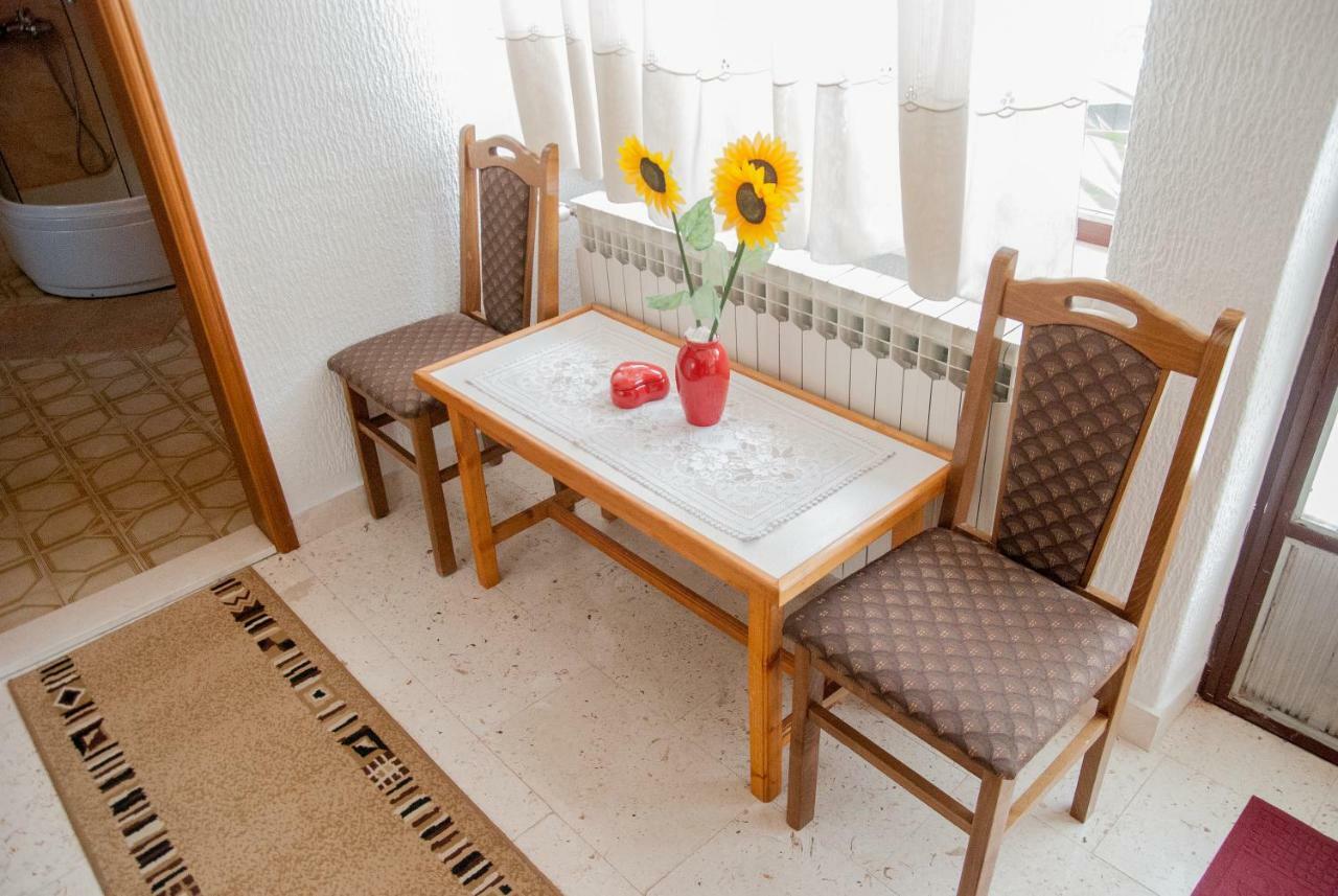 Apartment Slobo Требинье Экстерьер фото